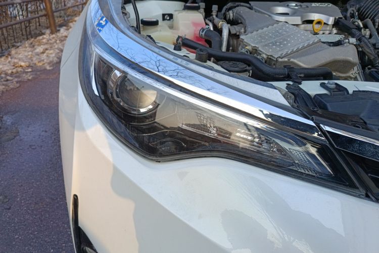 丰田 雷凌 2018款 185T CVT尊贵版 国V车身外观8