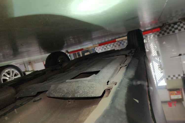 Jeep 自由侠 2016款 1.4T 自动高能版局部细节9001