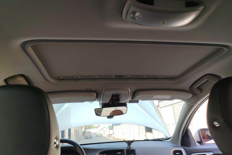 沃尔沃S60 2019款 S60L 改款 T5 智进进阶版中控内饰22