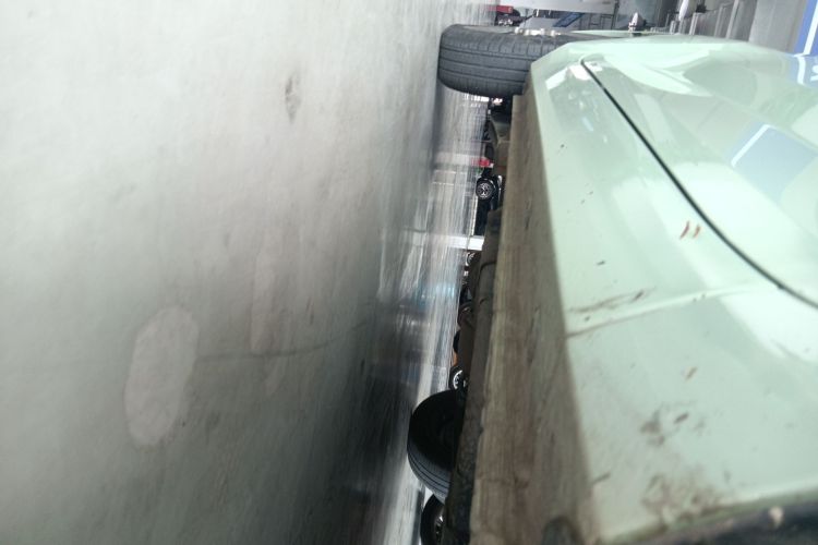 五菱汽车 宏光MINIEV 2022款 马卡龙臻享款 三元锂机舱底盘29