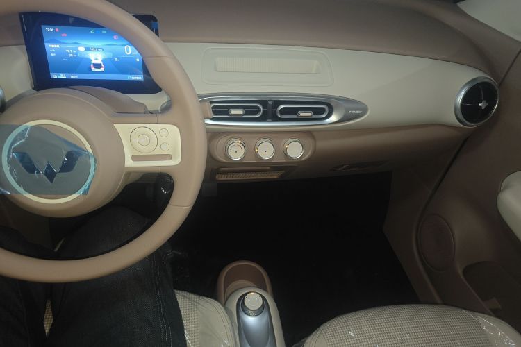 五菱汽车 宏光MINIEV 2025款 四门版 进阶款中控内饰12