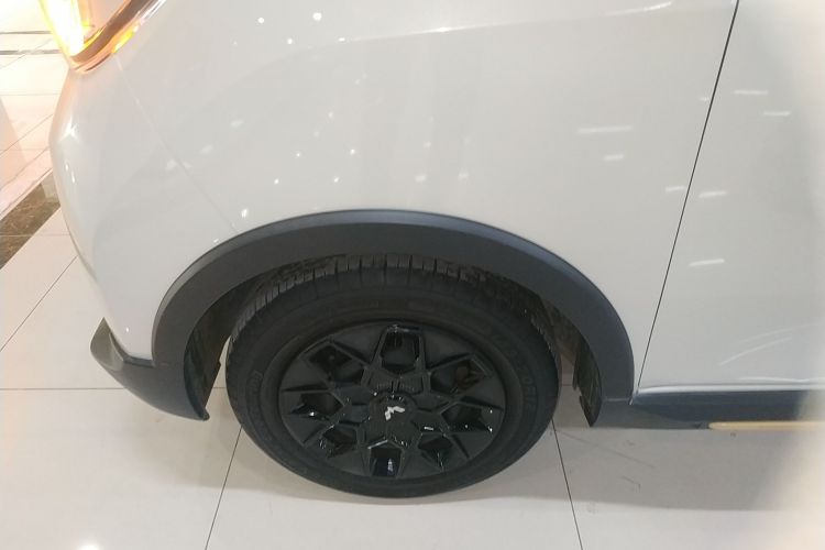 五菱汽车 宏光MINIEV 2022款 GAMEBOY 200km 玩咖款 磷酸铁锂车身外观6007