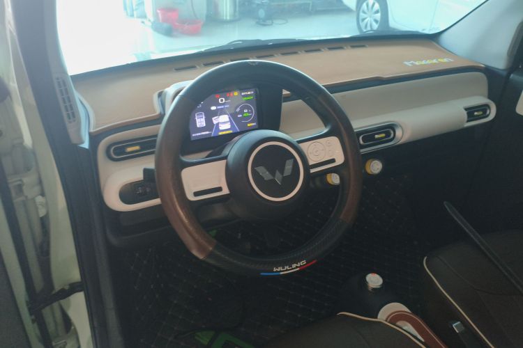 五菱汽车 宏光MINIEV 2024款 第三代 215km 青春版局部细节13