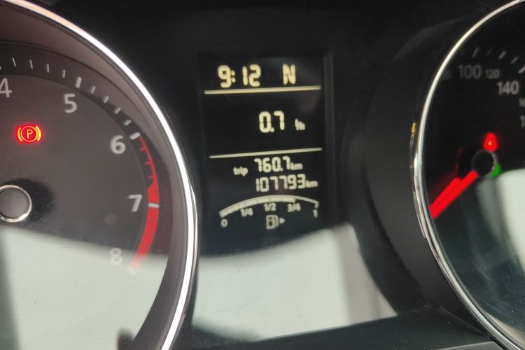 大众 速腾 2017款 1.6L 自动舒适型中控内饰15