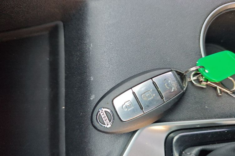 日产 天籁 2019款 2.0L XL 舒适版中控内饰11