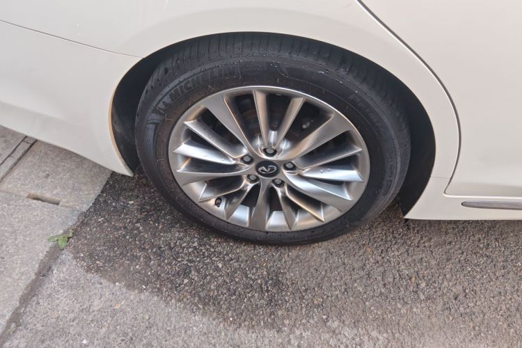 英菲尼迪Q50L 2018款 2.0T 进享版 国V车身外观6008