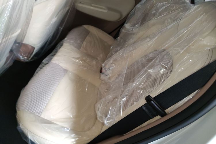 五菱汽车 宏光MINIEV 2025款 四门版 进阶款中控内饰21