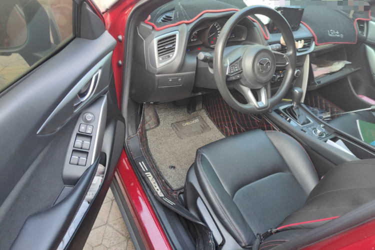 马自达CX-4 2018款 2.0L 自动两驱蓝天探索版 国V中控内饰20