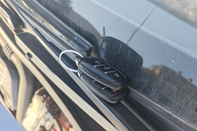 名爵6新能源 2020款 1.5T 混动领潮风尚版中控内饰11