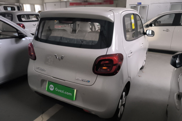 五菱汽车 宏光MINIEV 2025款 四门版 进阶款车身外观7