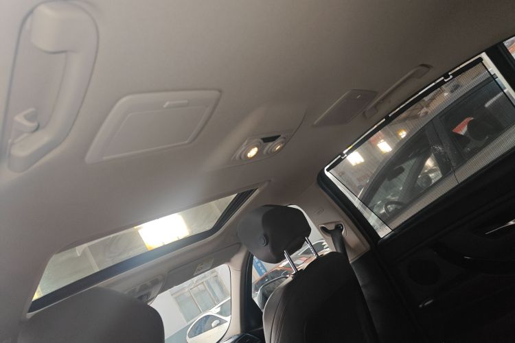 宝马3系 2019款 320Li 时尚型局部细节22