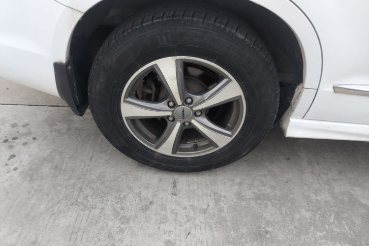 哈弗H6 2016款 升级版 1.5T 手动两驱都市型车身外观6008