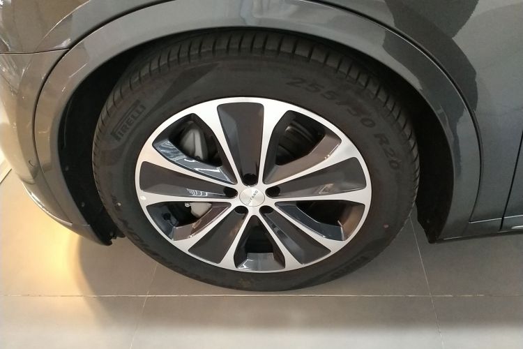 鸿蒙智行 智界R7 2025款 增程 251km Max车身外观6007