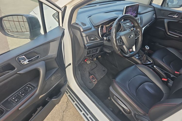 江汽集团 瑞风S3 2018款 智驱版 1.5L 手动豪华型中控内饰20