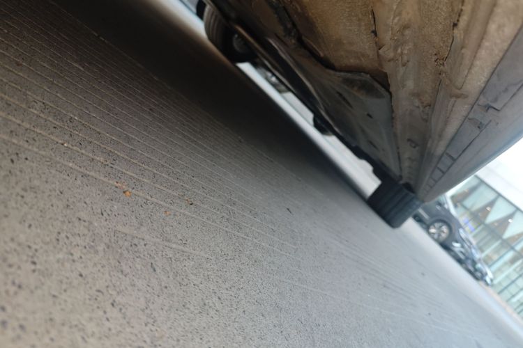 大众 高尔夫 2023款 改款 280TSI DSG R-Line Lite局部细节9001