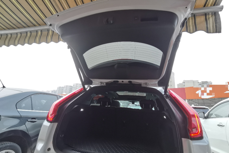 凯迪拉克XT4 2020款 28T 两驱领先型局部细节23