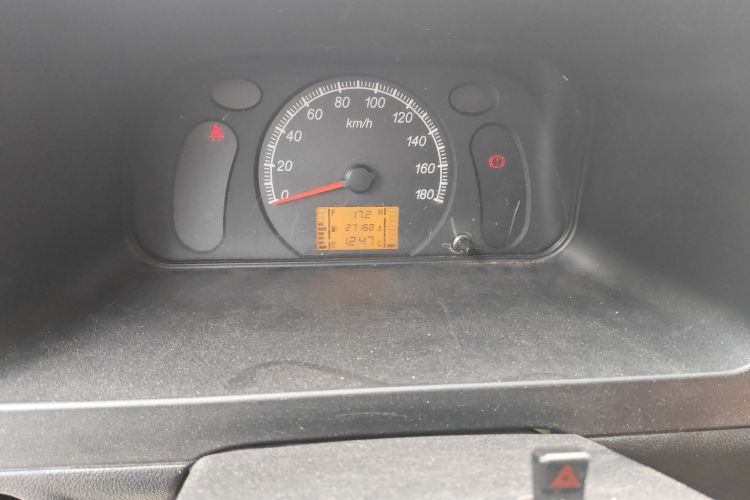 五菱汽车 五菱之光 2015款 1.2L 标准型LSI中控内饰15