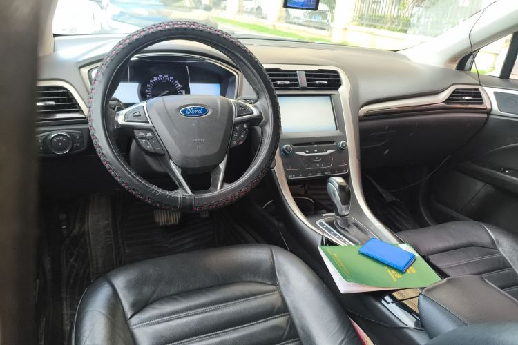 福特 蒙迪欧 2013款 2.0L GTDi200豪华型中控内饰7002