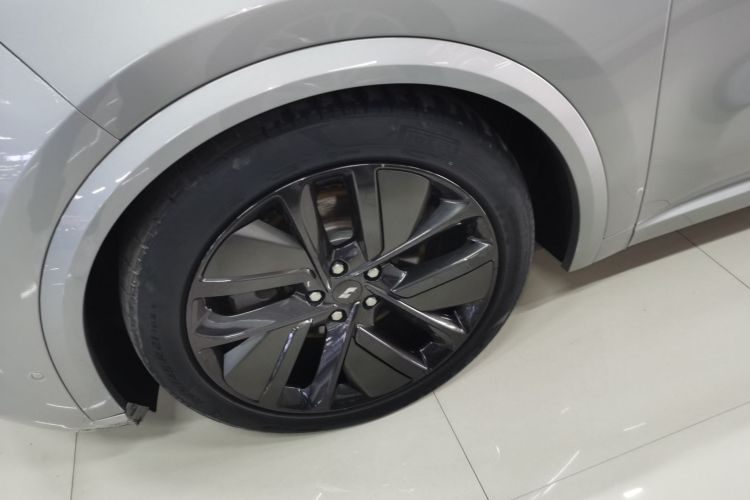 理想汽车 理想L9 2022款 Max车身外观6007