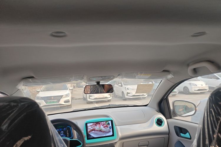 江铃集团新能源 易至EV2 2024款 201km 舒适型中控内饰22