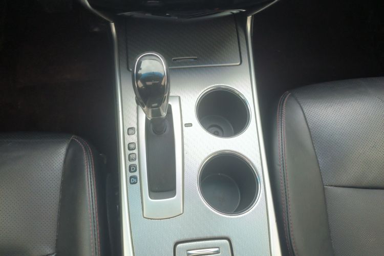 日产 天籁 2018款 2.0L XL 智进版局部细节18