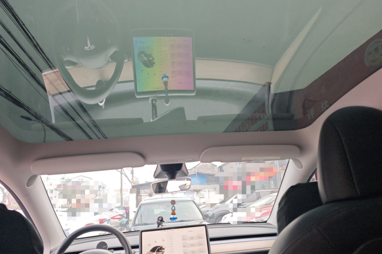 特斯拉 Model Y 2022款 改款 后轮驱动版中控内饰22