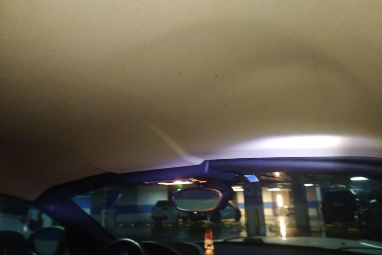 宝马Z4 2012款 sDrive20i领先型中控内饰22