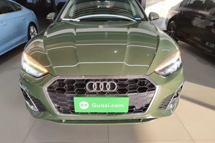 奥迪A5 2024款 Sportback 40 TFSI 时尚动感型车身外观2