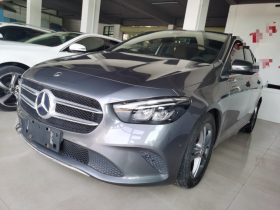 奔驰B级 2021款 B 200 动感型