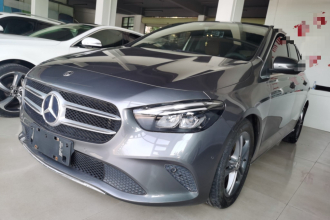 奔驰B级 2021款 B 200 动感型