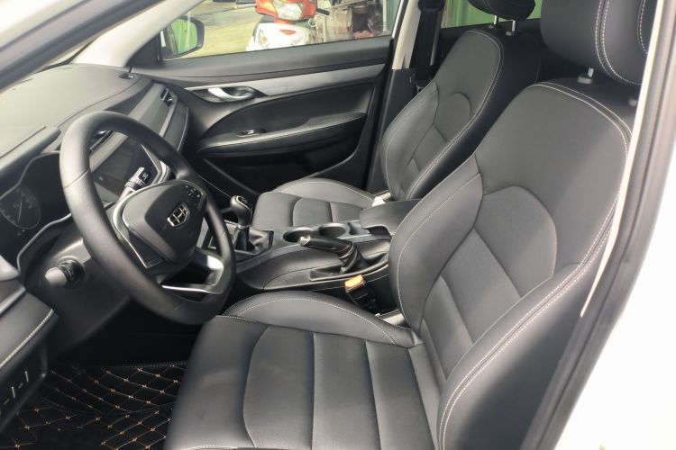 吉利汽车 帝豪 2021款 UP 1.5L 手动豪华型中控内饰19