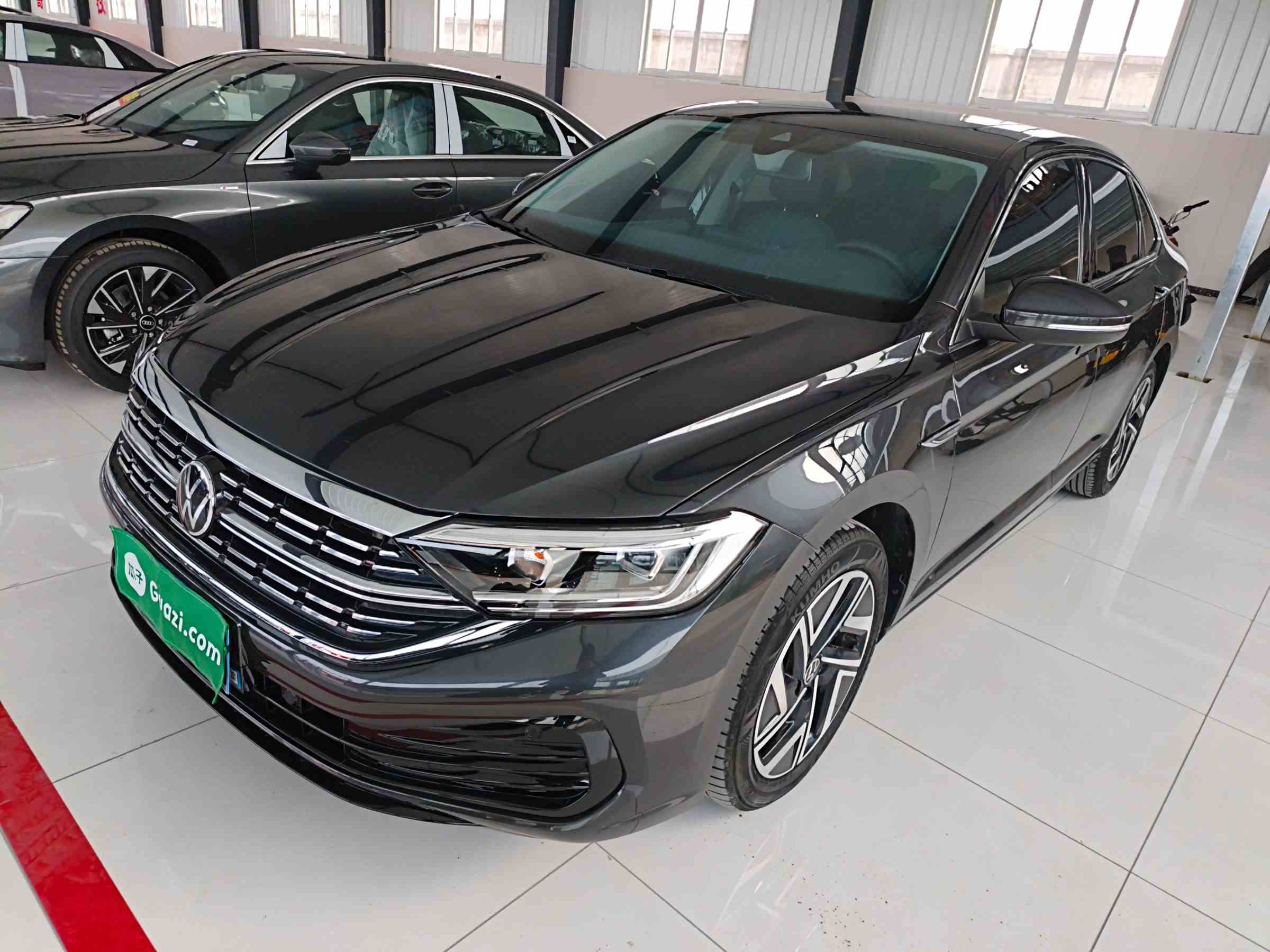 大众 速腾 2025款 300TSI DSG超越版(2)