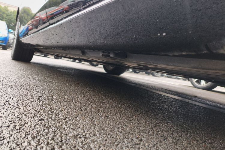 奔驰E级 2023款 改款 E 300 L 时尚型局部细节9002