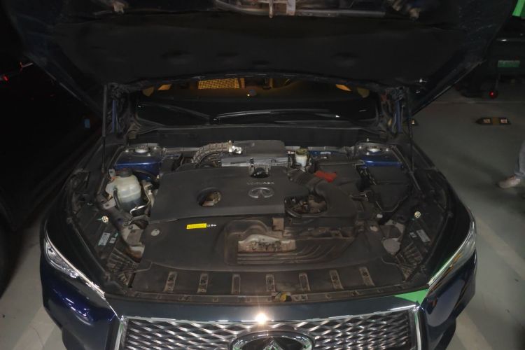 英菲尼迪QX50 2018款 2.0T 四驱菁英版局部细节24