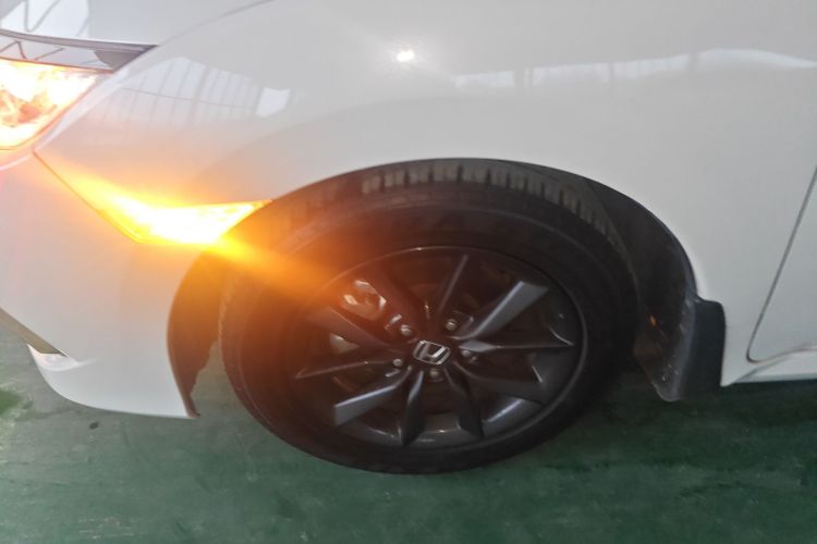 本田 思域 2019款 220TURBO CVT劲动版 国VI车身外观6007