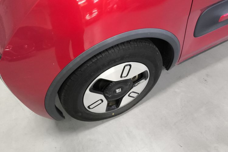 宝骏E300 2020款 Plus 星际智行版车身外观6007