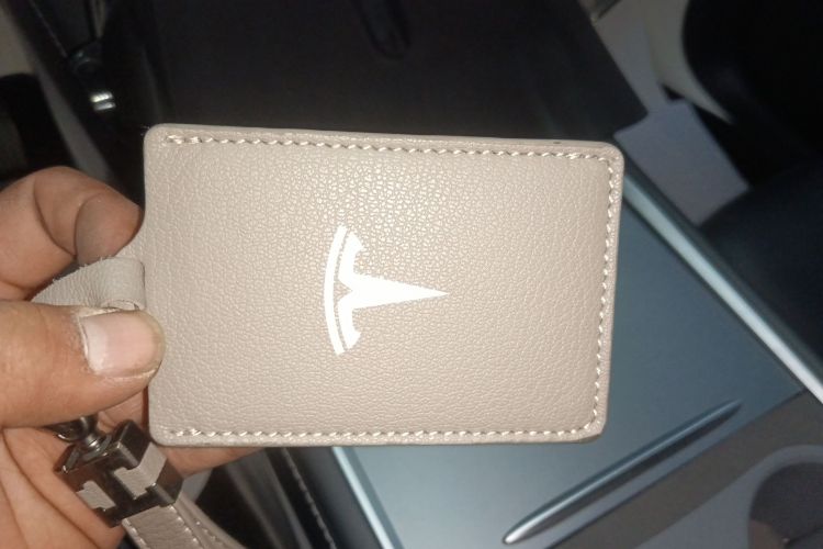 特斯拉 Model Y 2021款 标准续航后驱版中控内饰7001