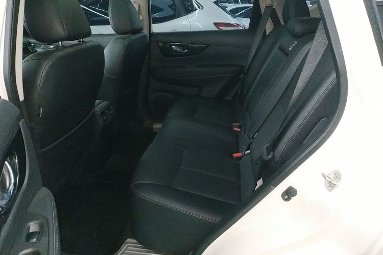 日产 奇骏 2021款 2.5L CVT 4WD XL ITS豪华纪念版中控内饰7004