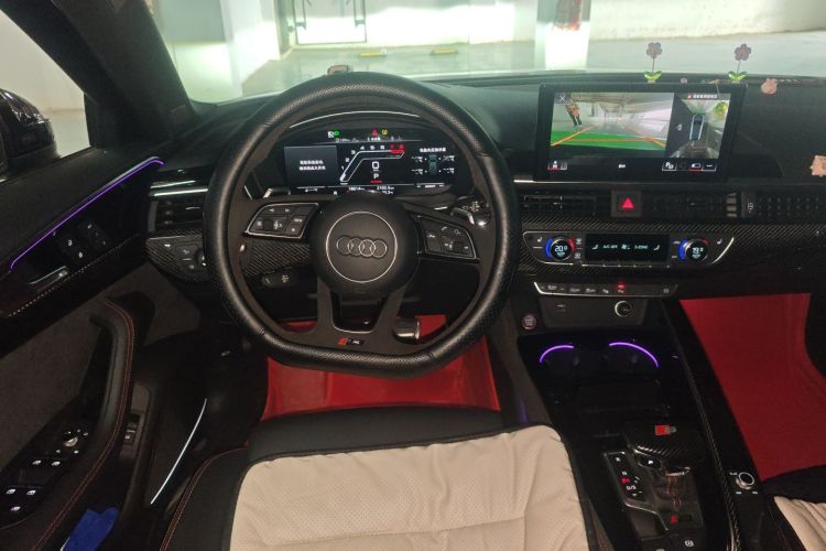 奥迪RS 4 2021款 RS4 Avant 黑曜版中控内饰13