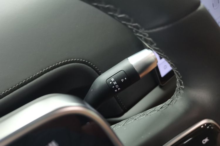 理想汽车 理想L6 2024款 Pro中控内饰18