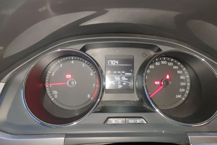 大众 宝来 2016款 1.6L 手动时尚型中控内饰14