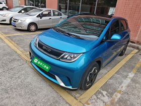 比亚迪 海豚 2021款 405km 时尚版