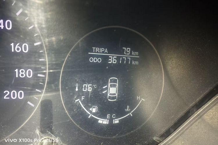 北汽幻速S3 2016款 S3L 1.5L 手动尊享型中控内饰15