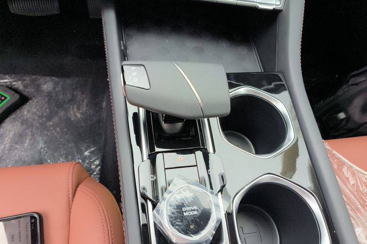 长安 逸动 2025款 PLUS 1.4T 双离合高能版中控内饰18