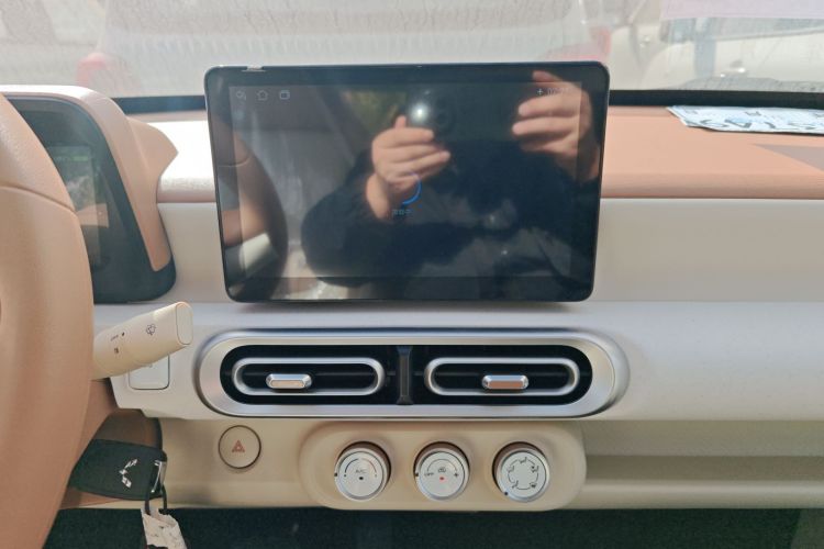 五菱汽车 宏光MINIEV 2024款 第三代 215km 青春版中控内饰16