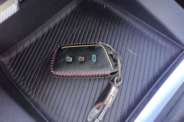 宝骏RM-5 2019款 1.5T 手动24小时在线精英型 6座中控内饰11