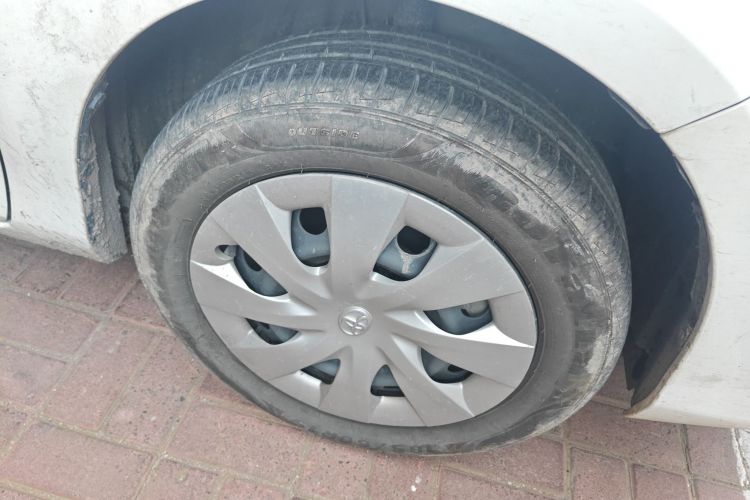 丰田 威驰 2019款 1.5L 手动创行版车身外观10