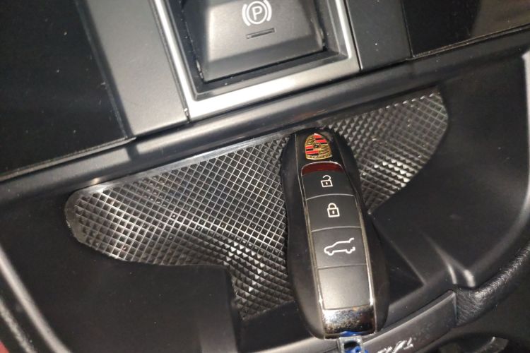 保时捷 2022款 Macan 2.0T中控内饰11