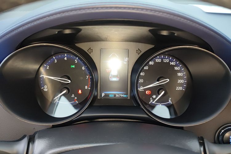 丰田C-HR 2021款 2.0L 豪华版局部细节14