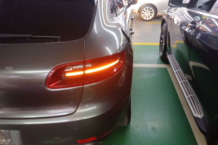 保时捷 2017款  Macan 2.0T车身外观6006